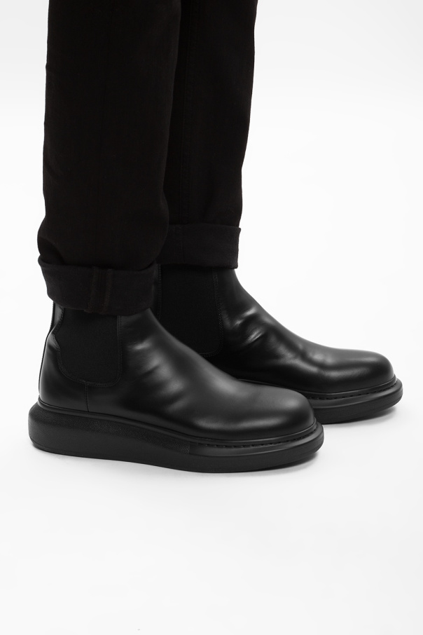 Alexander McQueen Flagship sole Chelsea boots