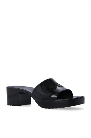gucci propose Rubber slide sandals