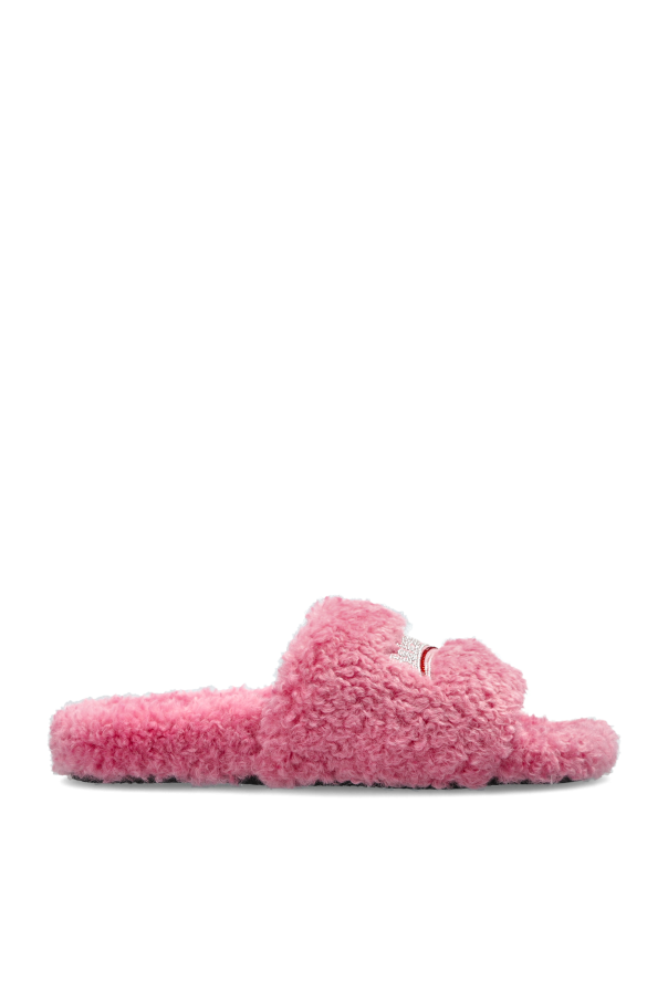 Fur slippers od Balenciaga