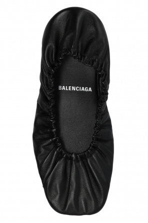 Balenciaga ‘Tug’ leather ballet flats