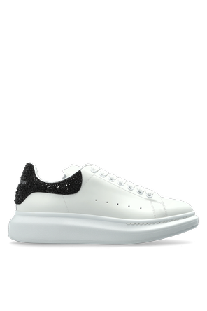 Leather sports shoes with shimmering crystals