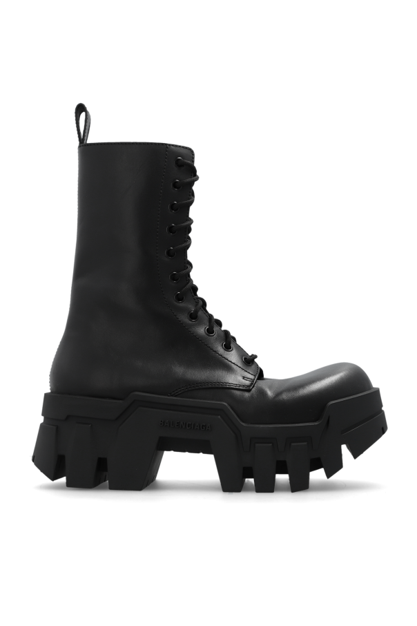 ‘Bulldozer’ ankle boots od Balenciaga