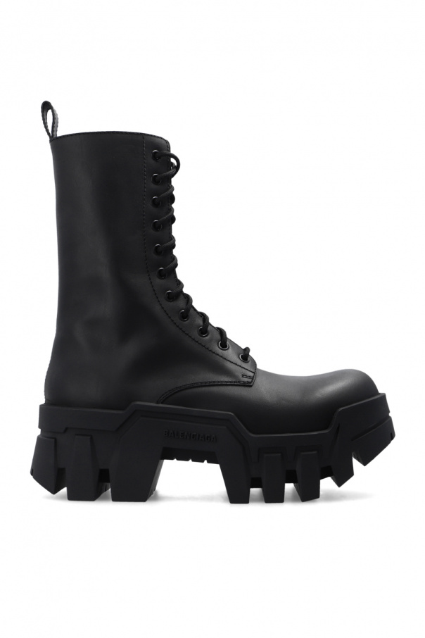 ‘Bulldozer’ ankle boots od Balenciaga