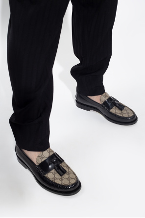 Leather loafers od Gucci