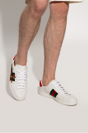 The ‘gucci tiger’ collection sneakers od Gucci