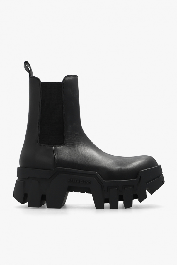 ‘Bulldozer’ leather Chelsea boots od Balenciaga