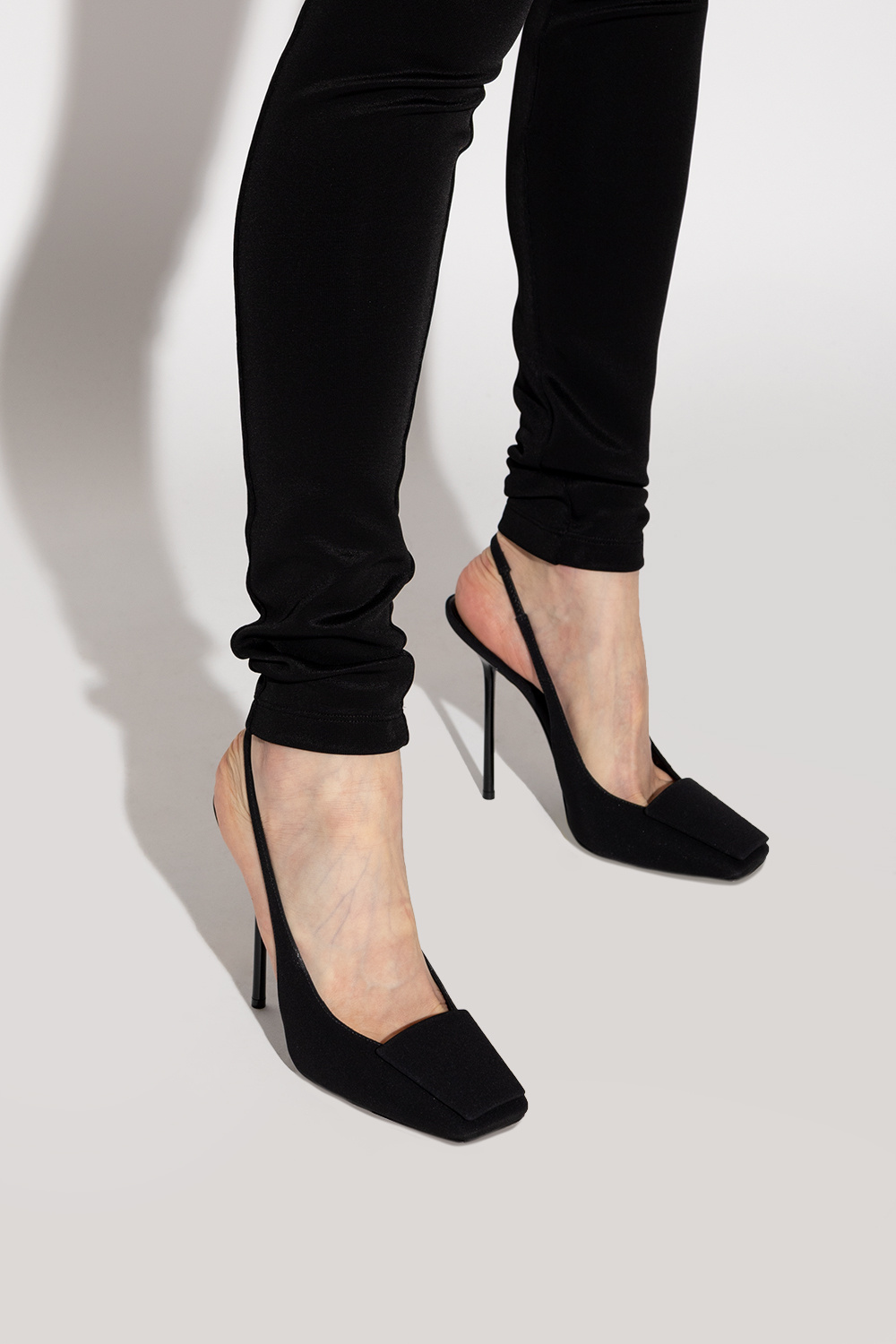 Saint Laurent ‘Maxine’ pumps