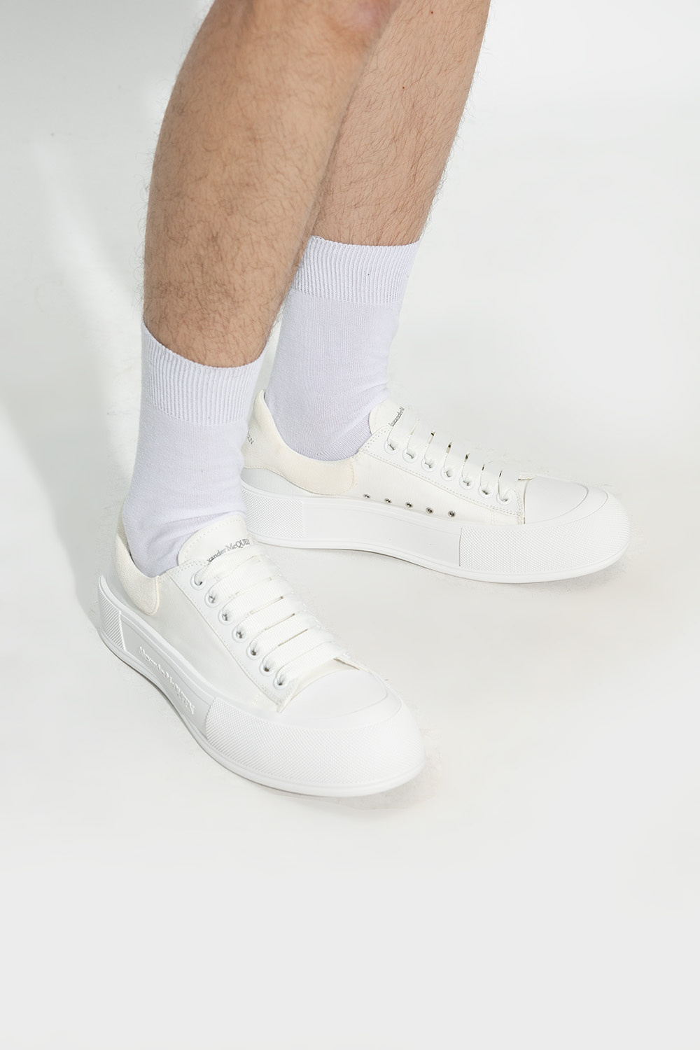 Alexander McQueen Alexander McQueen intarsia-knit ankle socks Schwarz