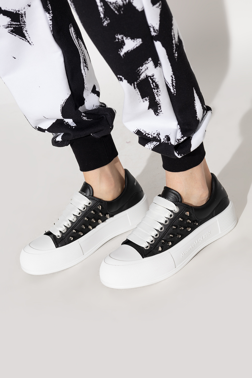 Alexander McQueen Leather sneakers