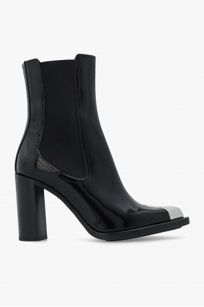 Patent-leather heeled ankle boots od Alexander McQueen