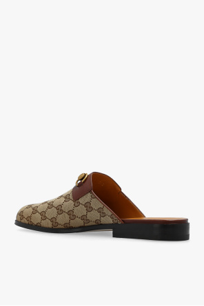 Gucci slippers with a logo gucci shoes