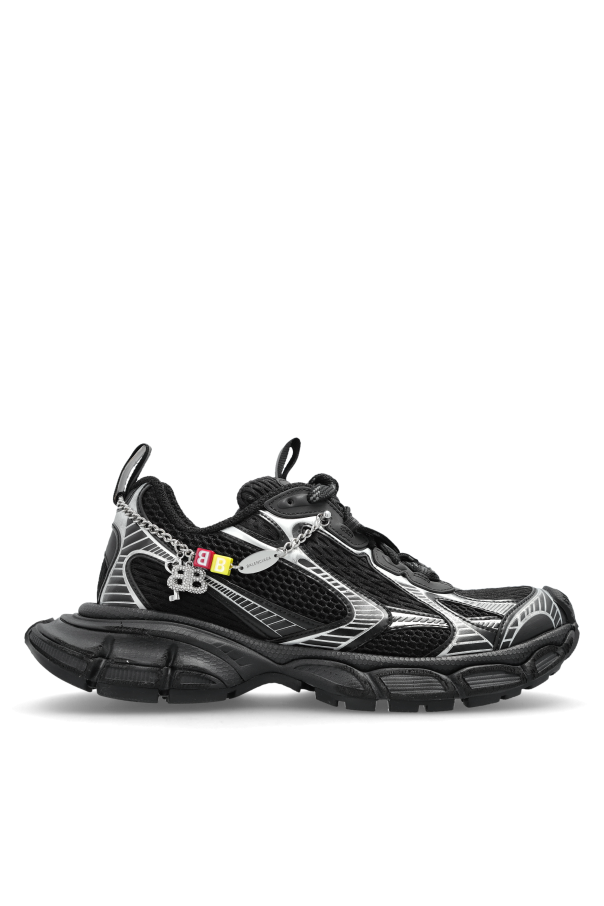 ‘3XL’ sports shoes od Balenciaga