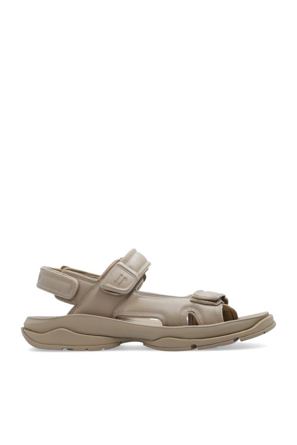 ‘Tourist’ sandals od Balenciaga