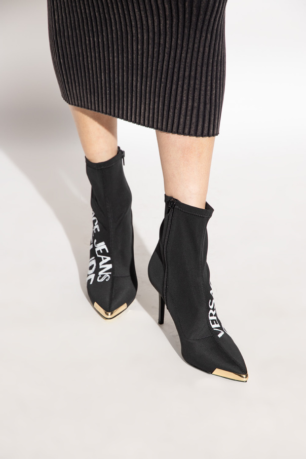 elasticated-panel boots Neutrals ‘Scarlett’ heeled ankle boots