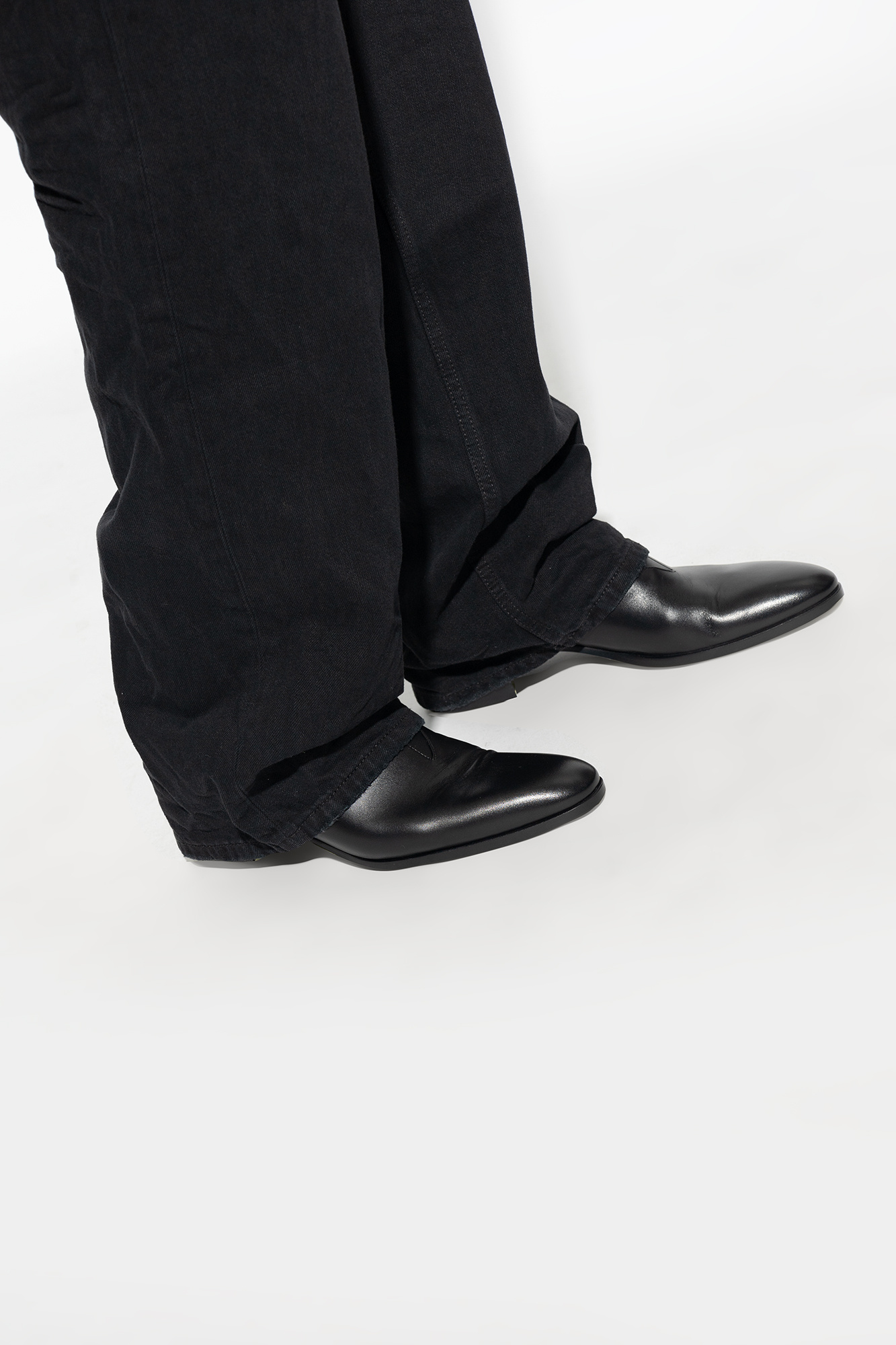 Saint Laurent ‘Vlad’ leather ankle boots