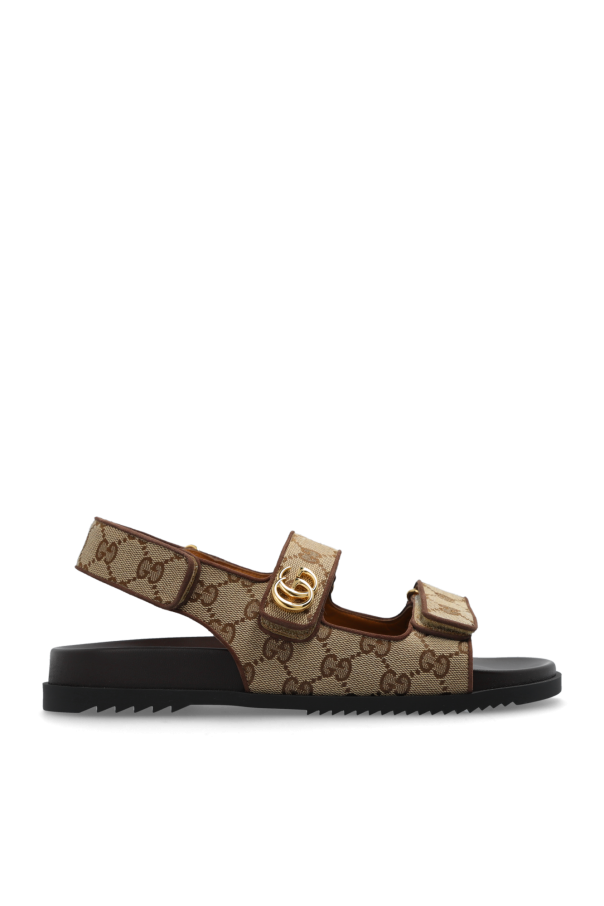 Monogrammed sandals od Gucci