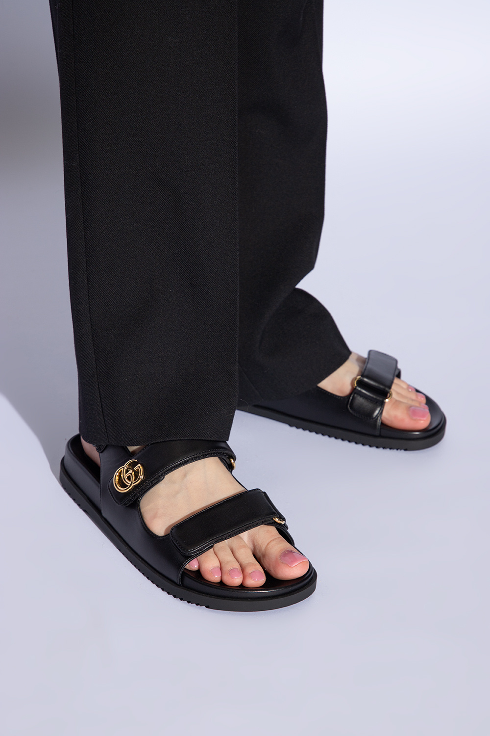 Gucci Leather sandals with logo