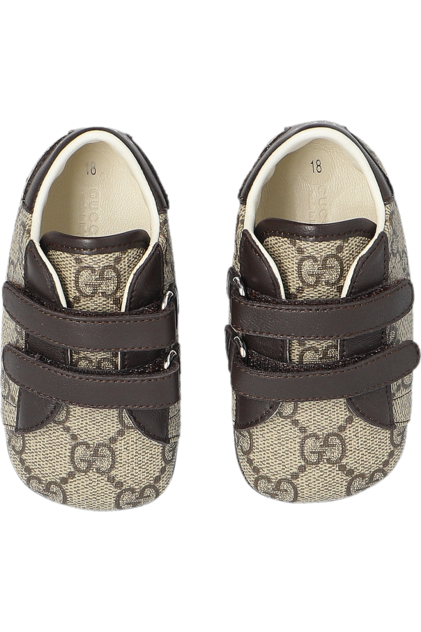 Gucci Kids Baby shoes with 'GG' pattern