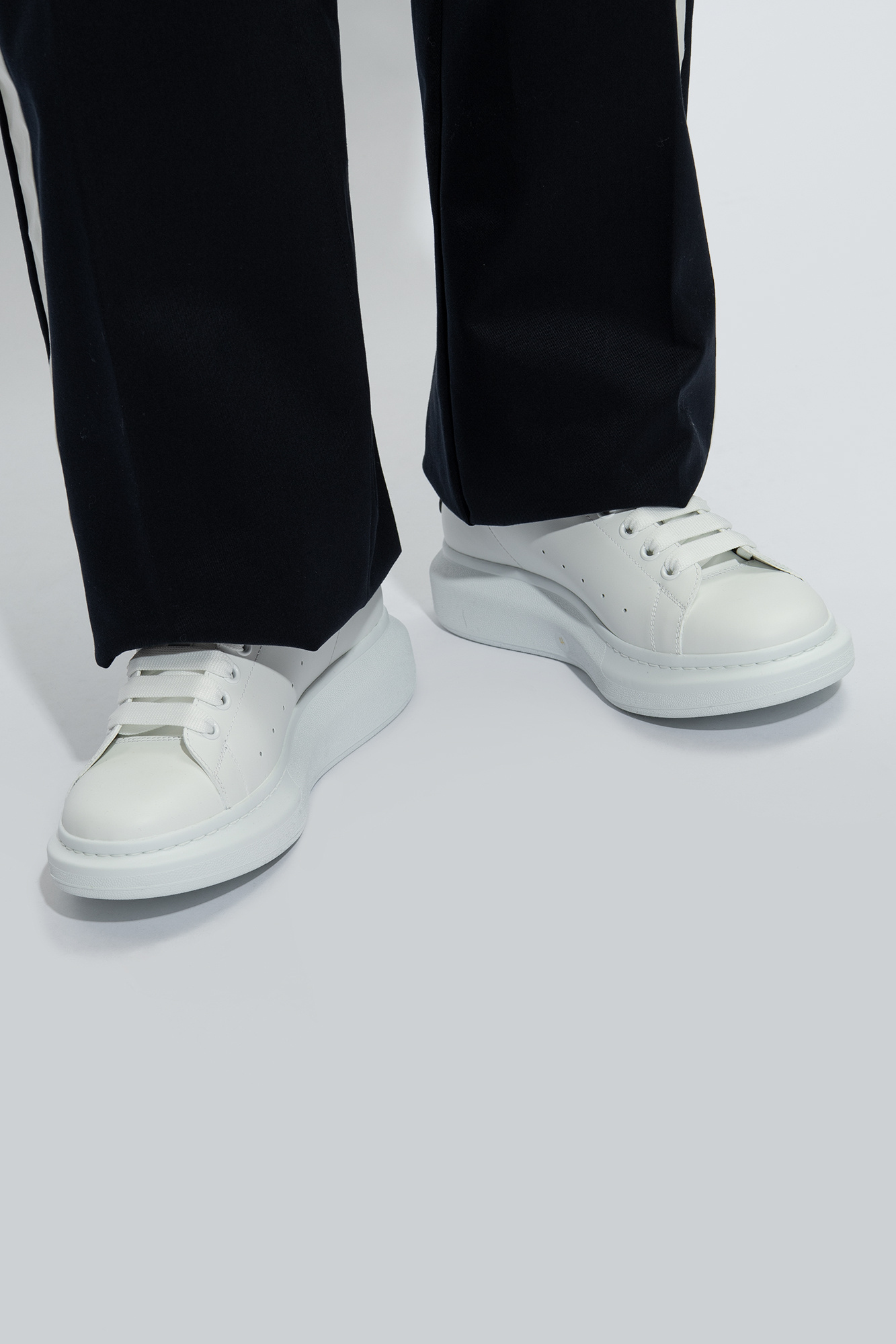 Alexander McQueen ‘Larry’ sneakers