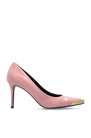 High-heeled shoes