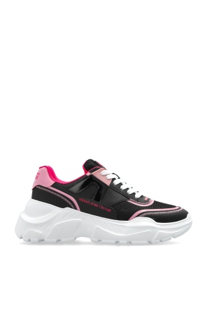 Sneakers with logo
