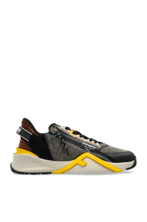 sports shoes