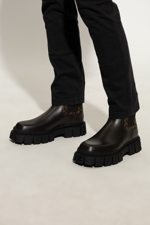 Fendi ningsskor Leather ankle boots with monogram