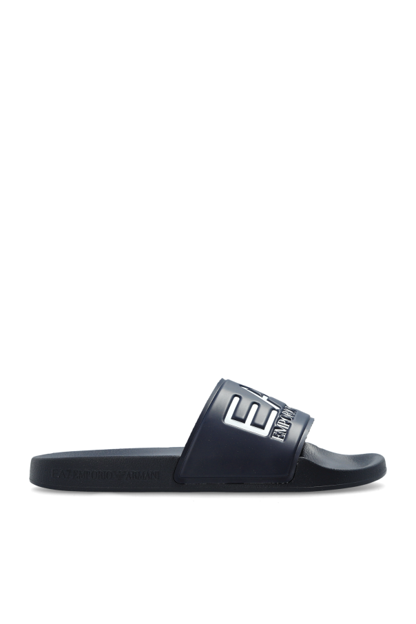 Logo slides od EA7 Emporio Armani