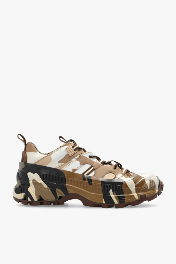 burberry with ‘Arthur’ sneakers