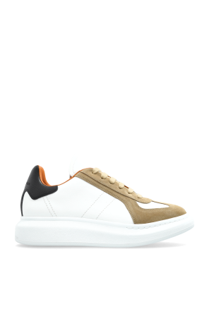 Sports shoes with logo od Alexander McQueen