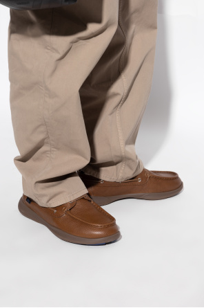 Shoes decker od Burberry
