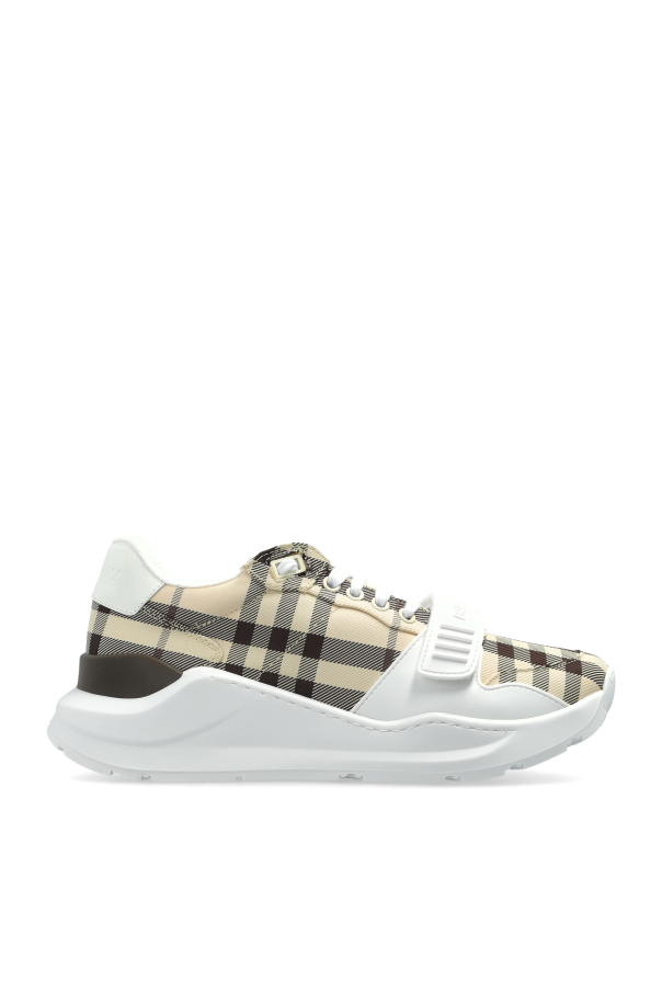 Sports shoes od Burberry