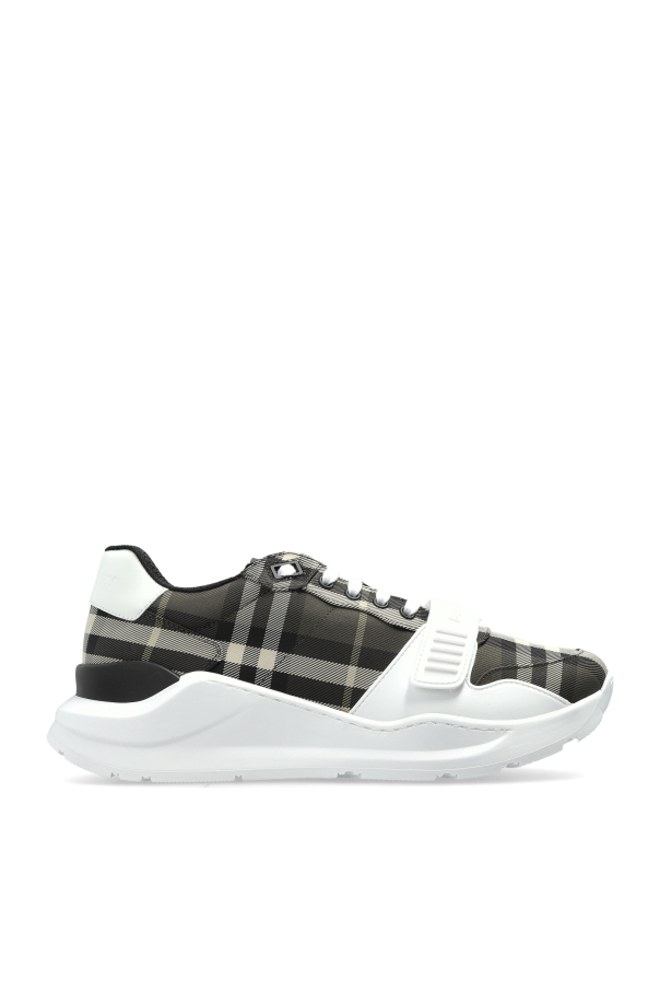 Sports shoes od Burberry
