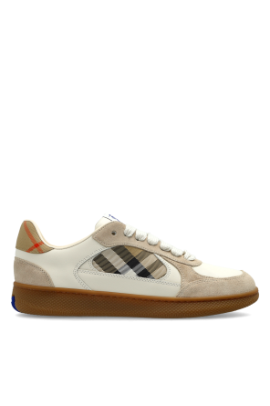 ‘New Terrace’ sports shoes