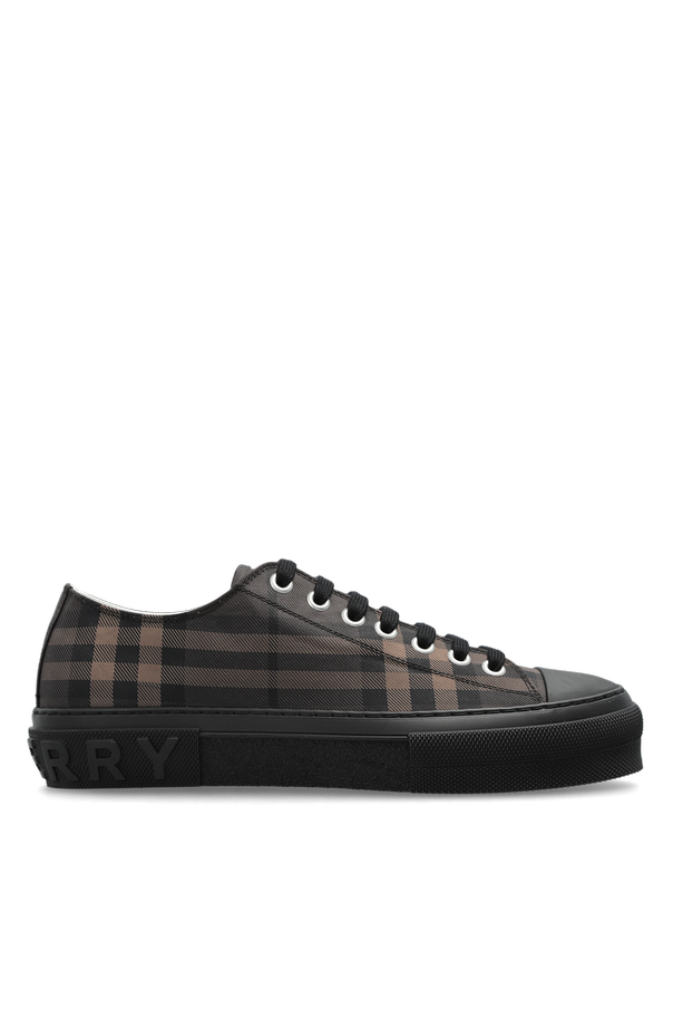 Sports shoes od Burberry