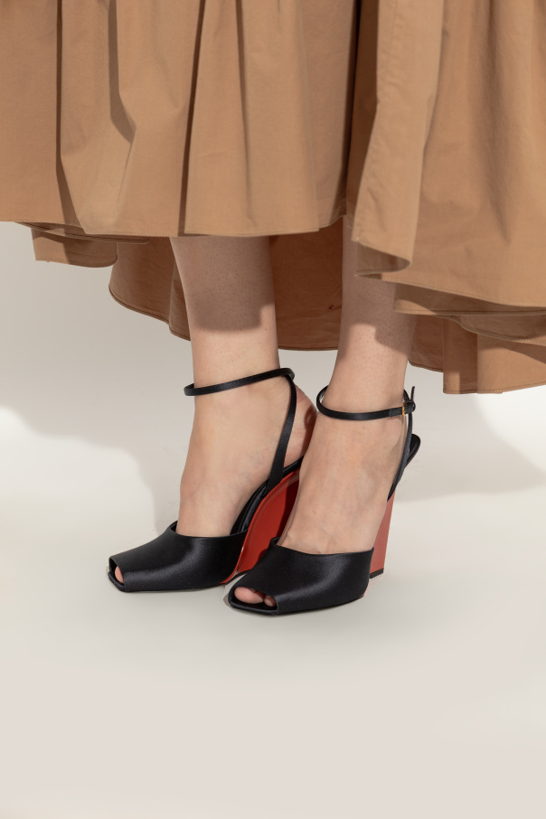 Saint Laurent Buty `La Scandale` na koturnie