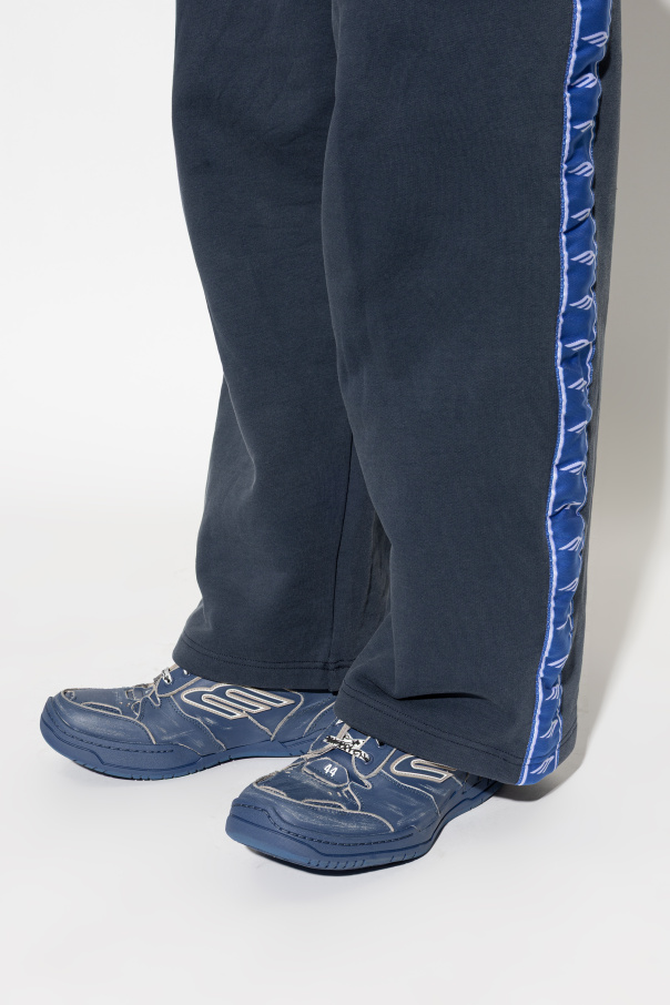 Balenciaga ‘Hamptons Medium Worn-Out’ sports shoes