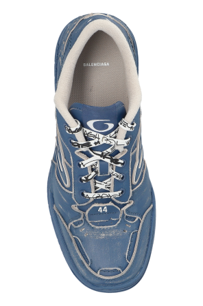 Balenciaga ‘Hamptons Medium Worn-Out’ sports shoes