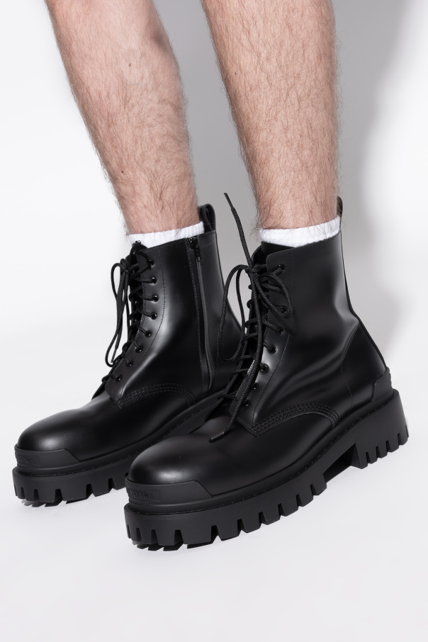 Balenciaga Lederstiefel „Strike Zip“