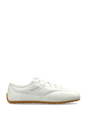 ‘Boxe’ sports shoes