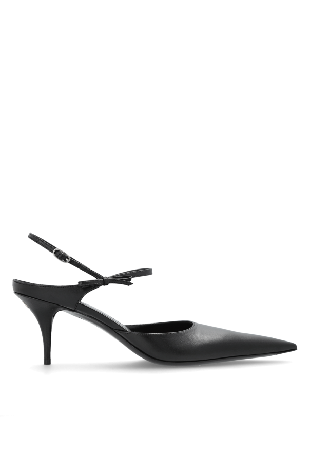 Heeled shoes 