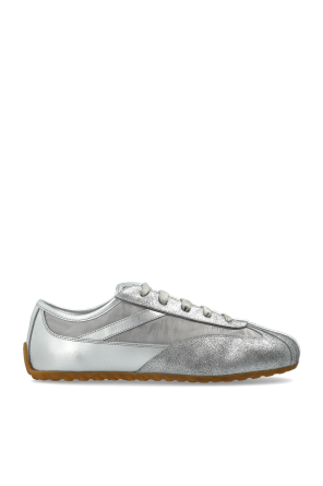 ‘Boxe’ sports shoes