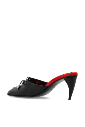 Alexander McQueen Sandalias de cuero con tacón