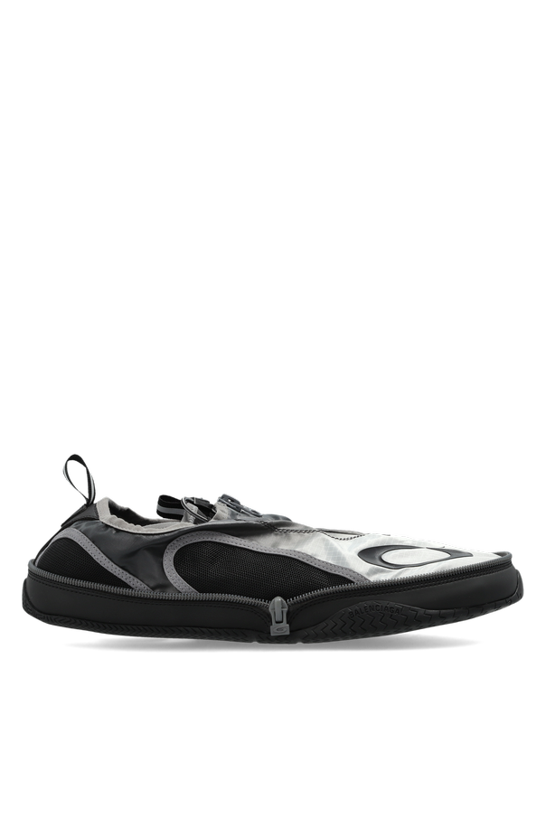 ‘Pocket’ sports shoes od Balenciaga