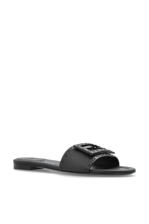 Fendi Skórzane klapki `Baguette`