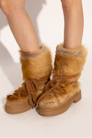 Snow boots with fur od Fendi