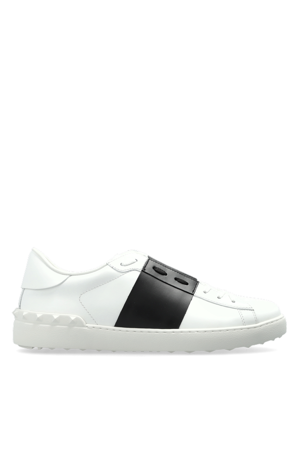 Leather sports shoes with logo od Valentino Garavani