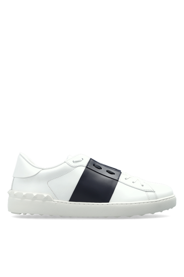 Leather sports shoes with logo od Valentino Garavani
