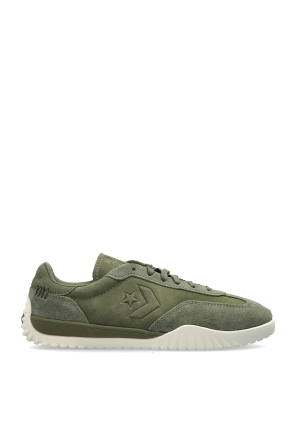 Sports shoes 