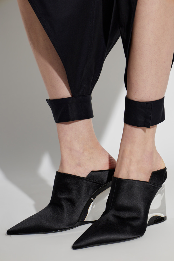 Zuecos de raso con cuña od Alaïa